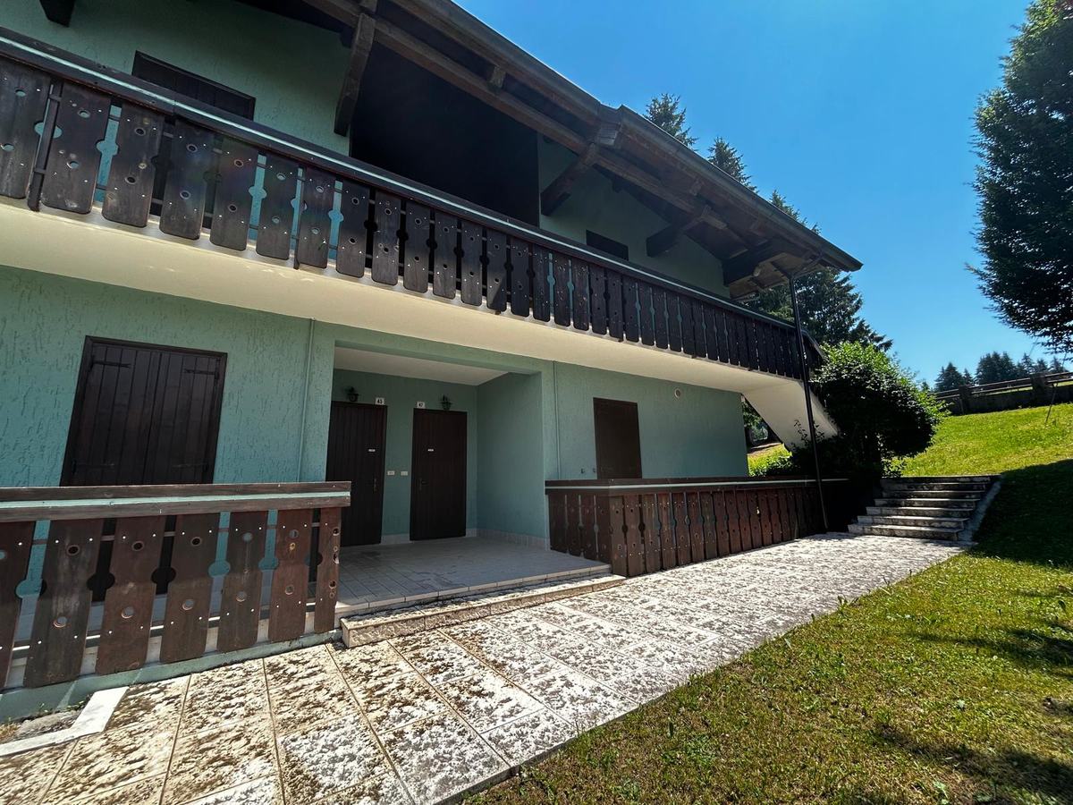 Ingresso agli appartamenti